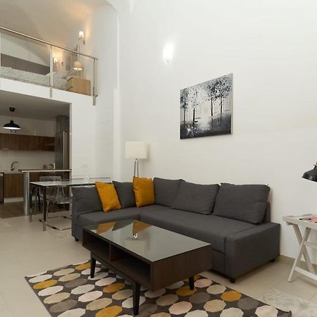 Apartamento Turistico Centro Monumental -- Caces Dış mekan fotoğraf
